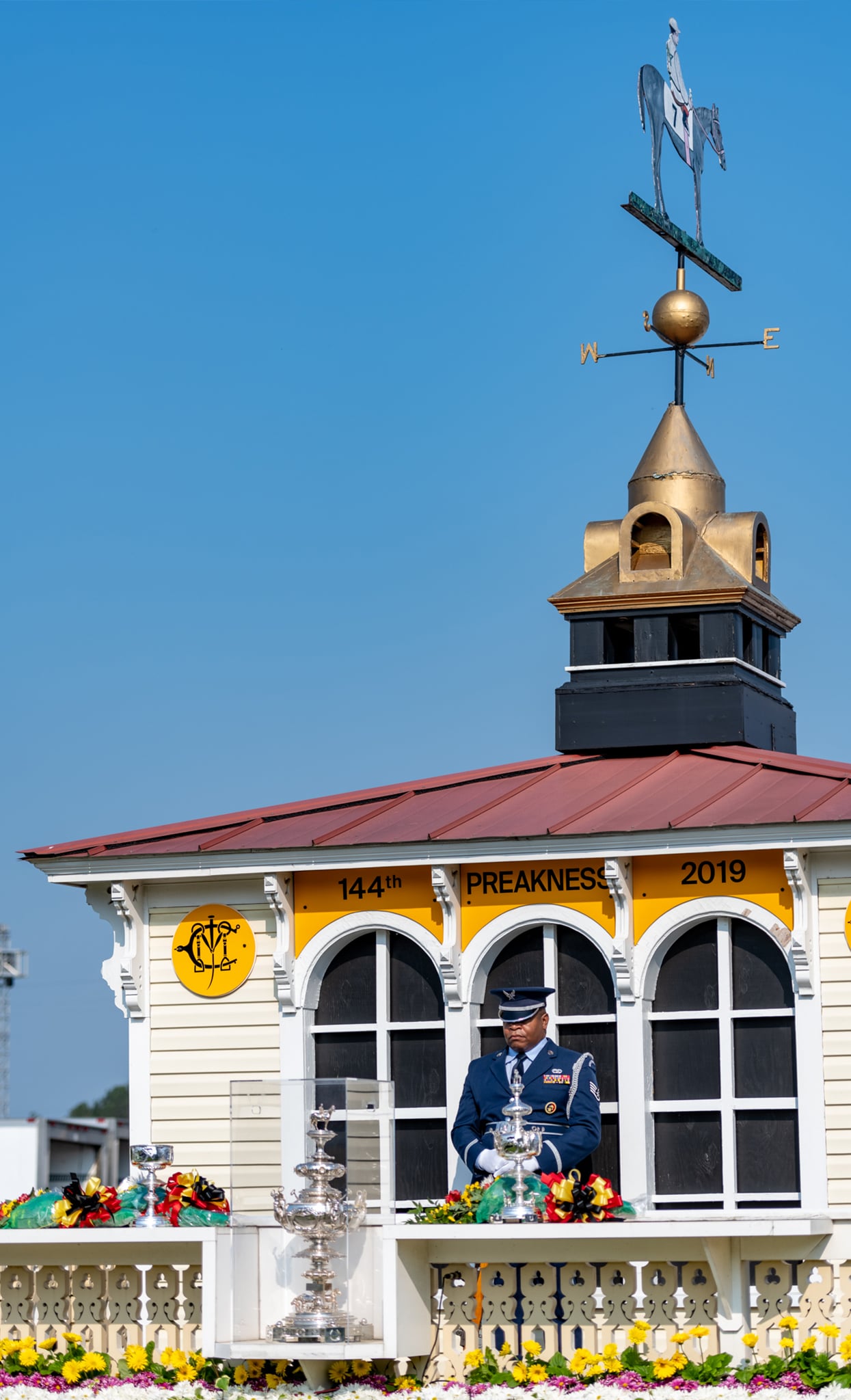 deep-sleep-studio-preakness-stakes-trophey deep-sleep-studio-preakness-stakes-trophey